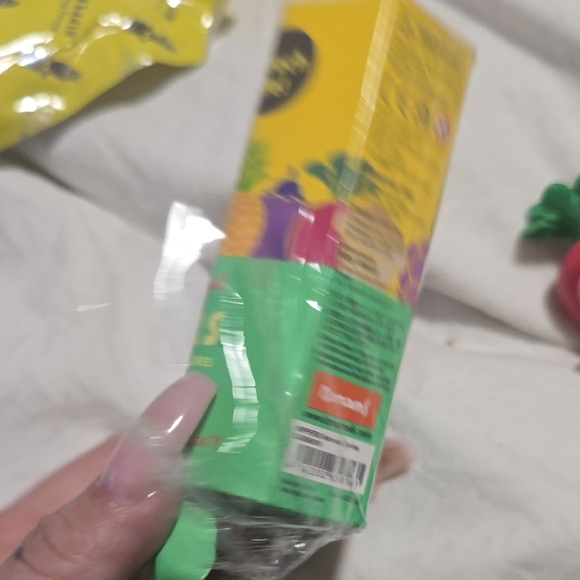 Sonny Angel Hipper Radish 100% Authentic - Picture 9 of 10